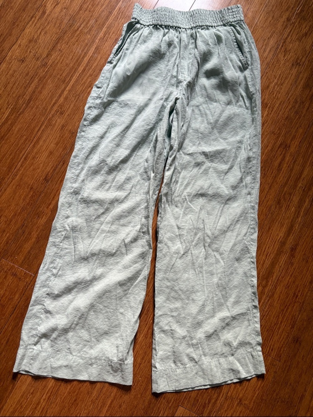 Madewell women’s Light Sage Wide Leg pants - small tall - elastic waist